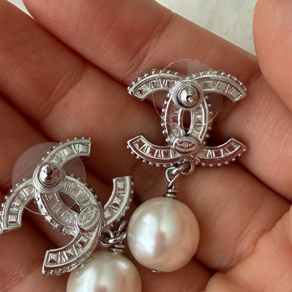 CHANEL Silver Crystal CC Logo Drop Earrings with White Pearls - Picture 9 of 13